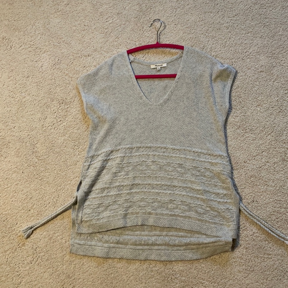 Madewell short-sleeved gray sweater